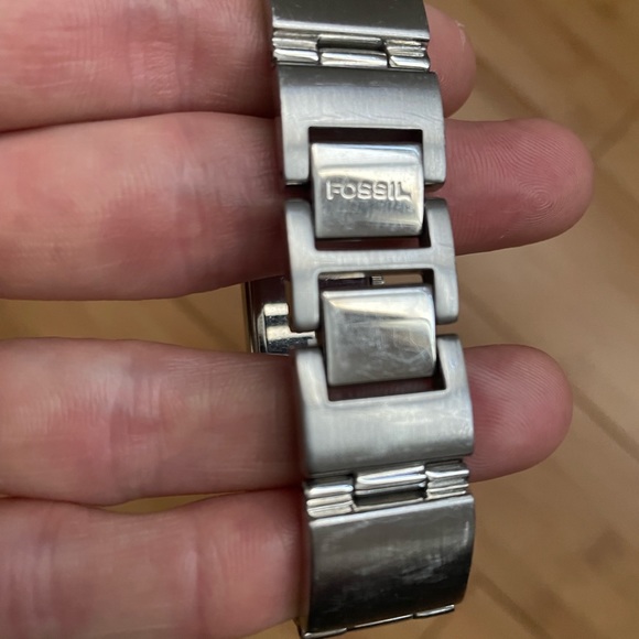 Fossil Watch - Picture 3 of 4